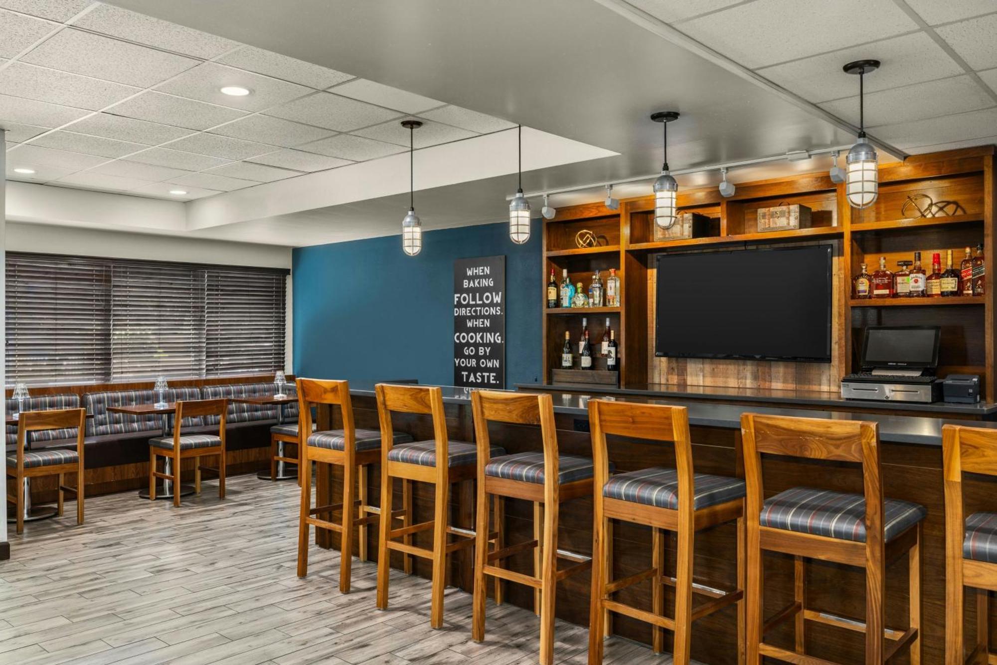 Four Points By Sheraton Greensboro Airport Buitenkant foto